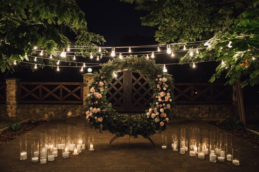 Allestimento Floreale Matrimonio: Rendi Foto e Atmosfera del Tuo Giorno Speciale un Capolavoro con ClaudiaMatrimoni